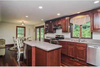 8 Martin Rd, Brookfield, MA 01506 - Photo 9