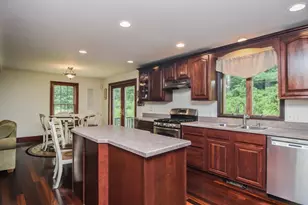 8 Martin Rd, Brookfield, MA 01506 - Photo 9