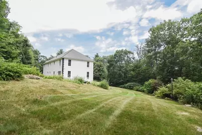 8 Martin Rd, Brookfield, MA 01506 - Photo 3