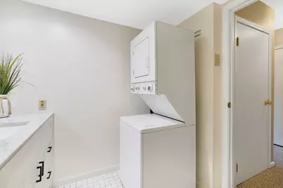 39 Yorktown Dr #D, Springfield, MA 01108 - Photo 25