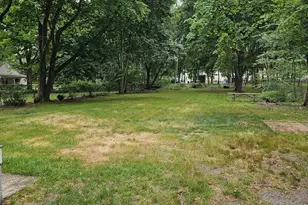 7 Taylor St, Taunton, MA 02780 - Photo 11