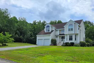 4 Jennifer, Pelham, NH 03076 - Photo 3