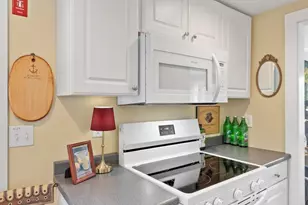 34 High St, Rockport, MA 01966 - Photo 11