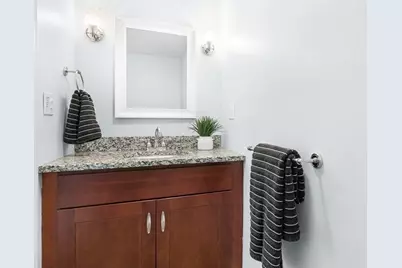 25 Gordon Rd, Lynn, MA 01904 - Photo 11