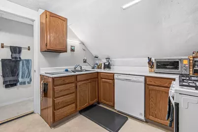 12 Johnson Ave, Easthampton, MA 01027 - Photo 27