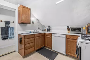12 Johnson Ave, Easthampton, MA 01027 - Photo 27