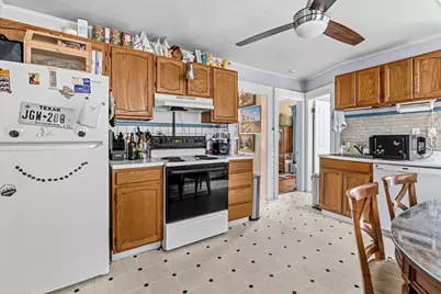 12 Johnson Ave, Easthampton, MA 01027 - Photo 19