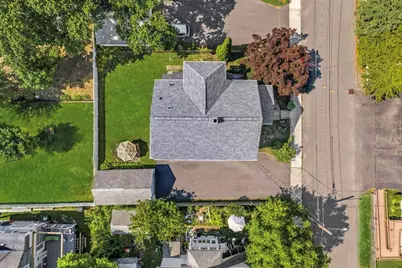 12 Johnson Ave, Easthampton, MA 01027 - Photo 5