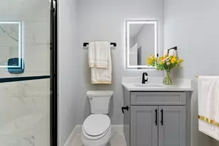 585 Washington St, Quincy, MA 02169 - Photo 11