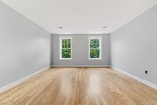 585 Washington St, Quincy, MA 02169 - Photo 7