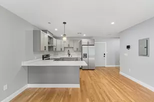 585 Washington St, Quincy, MA 02169 - Photo 3