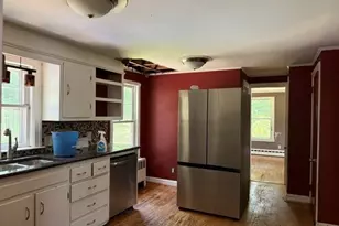 1592 Elm St, Dighton, MA 02715 - Photo 5