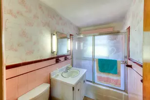 131 Hartford Tpke, Shrewsbury, MA 01545 - Photo 19