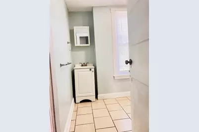 179 Westminster Street #2Fl, Springfield, MA 01109 - Photo 9