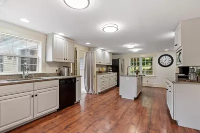 293 West St, Lunenburg, MA 01462 - Photo 13