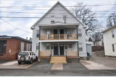 13 Sackett St #3rd, Westfield, MA 01085 - Photo 1