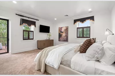 120 Seaver St #E201, Brookline, MA 02445 - Photo 5