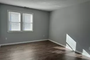 74 Tennis Plaza Rd, Dracut, MA 01826 - Photo 11