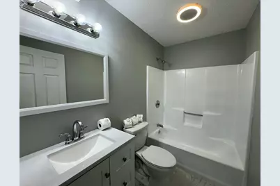 74 Tennis Plaza Rd #31, Dracut, MA 01826 - Photo 9
