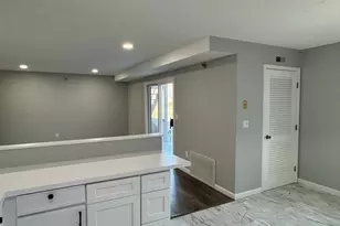 74 Tennis Plaza Rd, Dracut, MA 01826 - Photo 5
