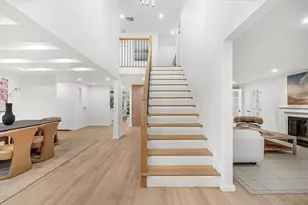 31 Alba Rd, Wellesley, MA 02481 - Photo 7
