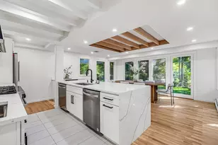 31 Alba Rd, Wellesley, MA 02481 - Photo 3