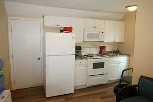 170 Middleboro Ave, Taunton, MA 02718 - Photo 3