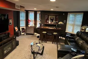 11 Whipple Ave, Boston, MA 02131 - Photo 9