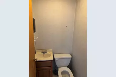 330 Walnut Street, Agawam, MA 01001 - Photo 7