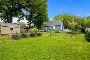 31 Lincoln St, Methuen, MA 01844 - Photo 3