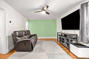 31 Lincoln St, Methuen, MA 01844 - Photo 9