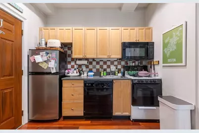 53 Hancock St #5, Boston, MA 02114 - Photo 5