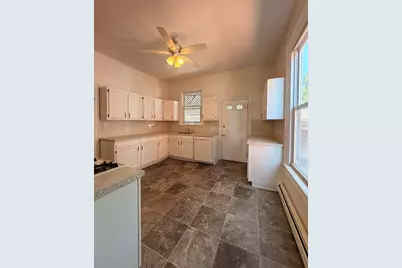 11 Grant St. #1, Boston, MA 02125 - Photo 9