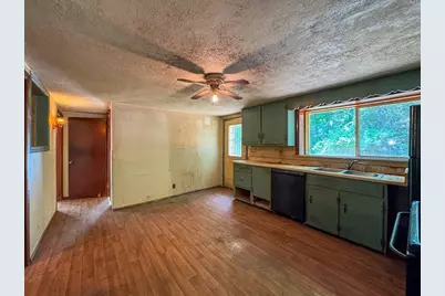 332 Batchelor St, Granby, MA 01033 - Photo 7