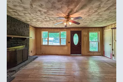 332 Batchelor St, Granby, MA 01033 - Photo 5