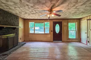 332 Batchelor St, Granby, MA 01033 - Photo 5