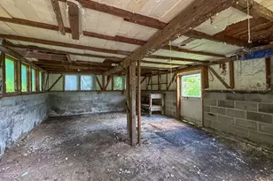 332 Batchelor St, Granby, MA 01033 - Photo 33
