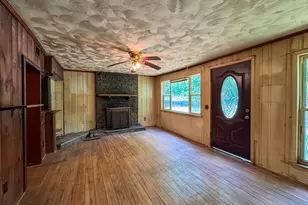 332 Batchelor St, Granby, MA 01033 - Photo 19