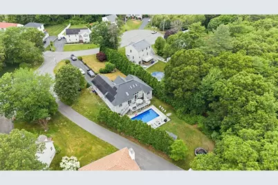 19 Forestview Dr, Fairhaven, MA 02719 - Photo 5