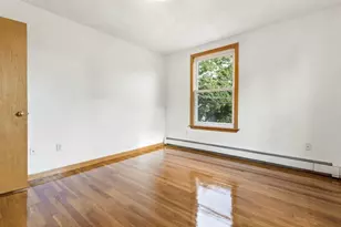 36 Emerson St, Medford, MA 02155 - Photo 9