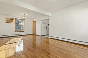 36 Emerson St, Medford, MA 02155 - Photo 3