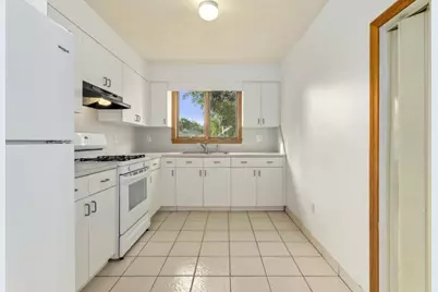 36 Emerson St #2, Medford, MA 02155 - Photo 5