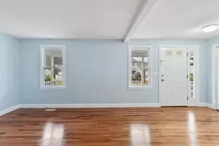 29 Lamplighter Ln, Chelmsford, MA 01863 - Photo 3