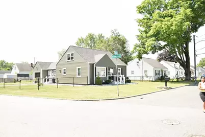 43 Barton St, Springfield, MA 01104 - Photo 21