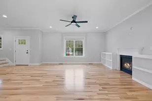 413 South St, Foxboro, MA 02035 - Photo 11