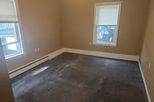 57 Greenwood St, Gardner, MA 01440 - Photo 5