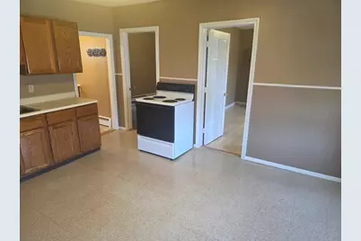 5-7 Greenwood Street #B, Gardner, MA 01440 - Photo 3