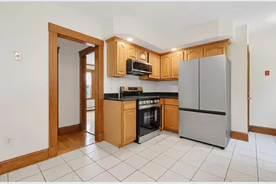 1096 Main St #3, Waltham, MA 02451 - Photo 11