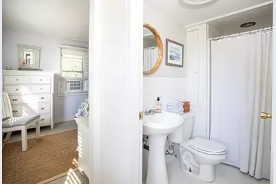8 Juniper Rd, Westport, MA 02790 - Photo 29