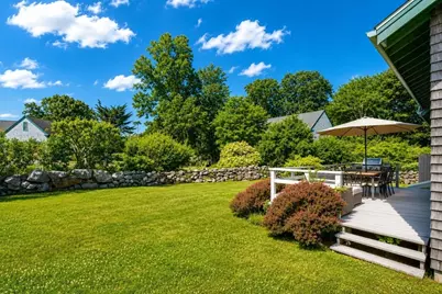 8 Juniper Rd, Westport, MA 02790 - Photo 7